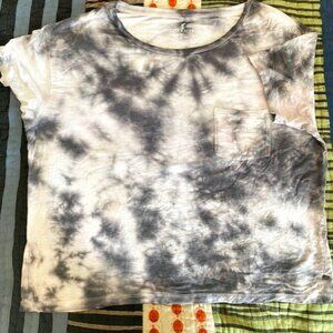 American Eagle Outfitters Soft & Sexy Women's Medium Tye-Dyed T-Shirt